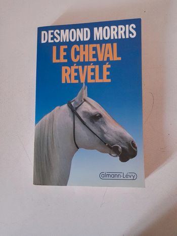 Livre le cheval révèle desmond morris