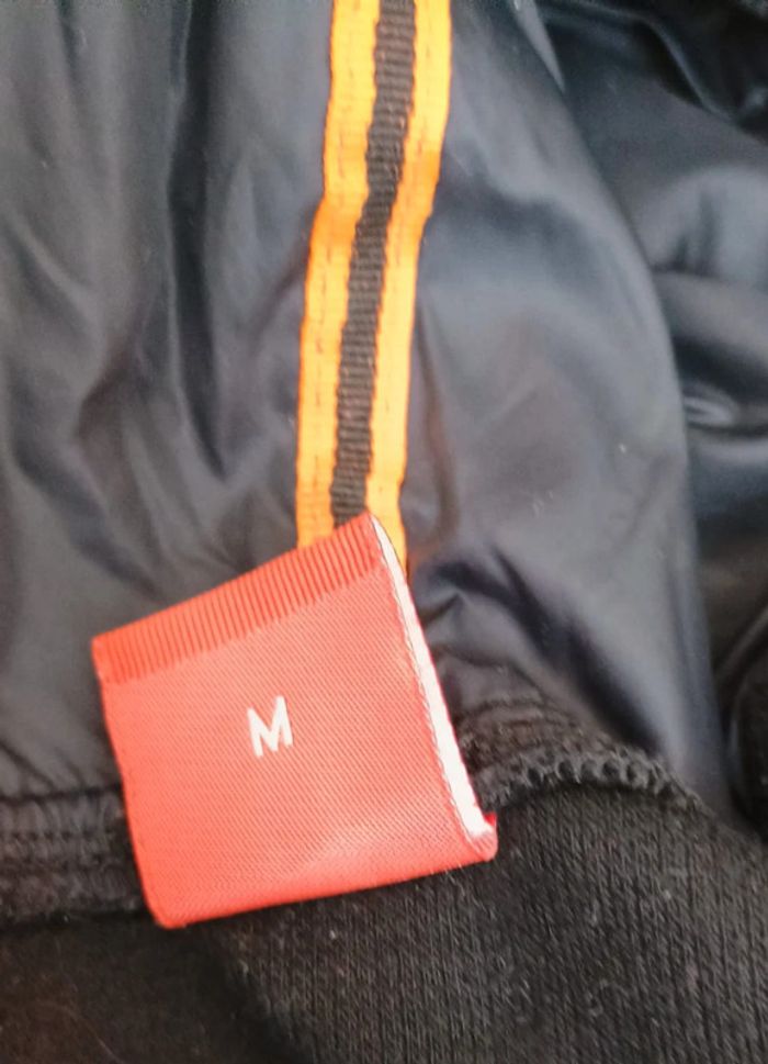 Sweat à capuche taille M Hugo Boss - photo numéro 8