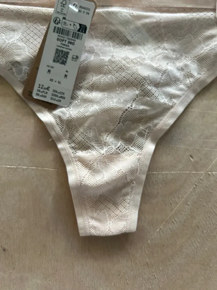 Tanga taille M - photo numéro 5
