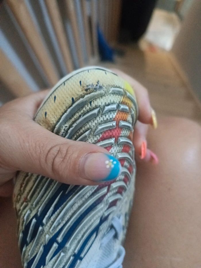 Crampons adidas taille 42 1/3 - photo numéro 5