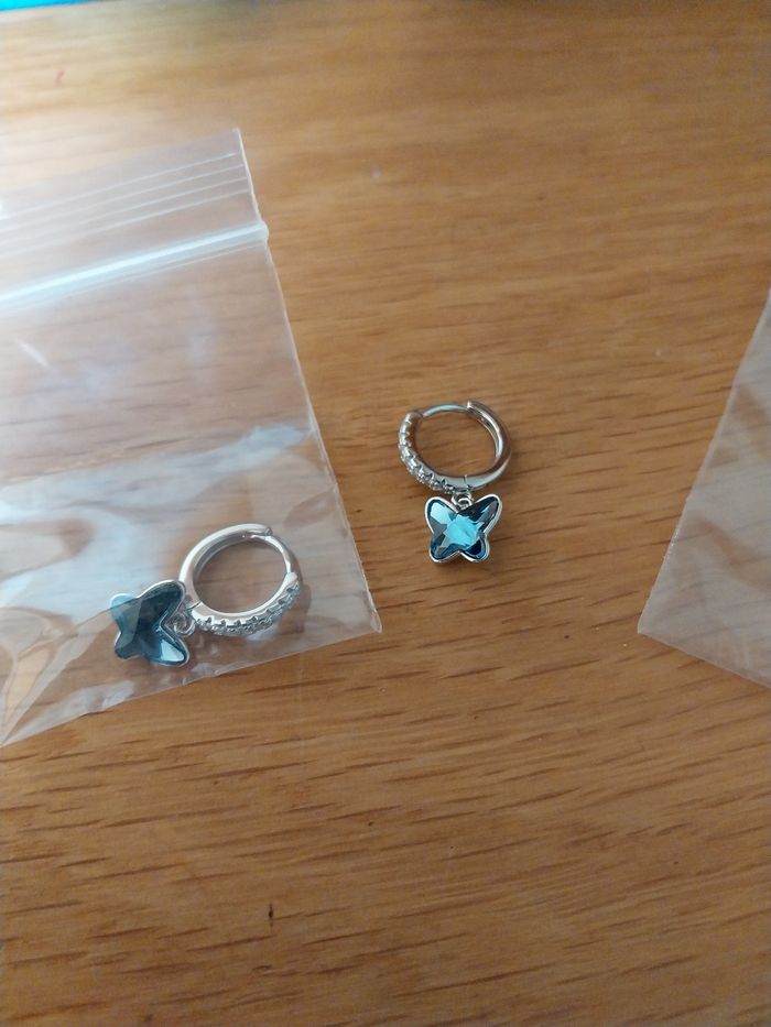 Boucle d'oreilles Medwise 🦋
