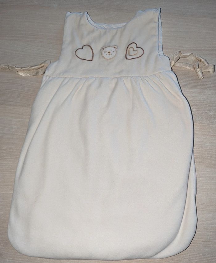 Gigoteuse bébé fille