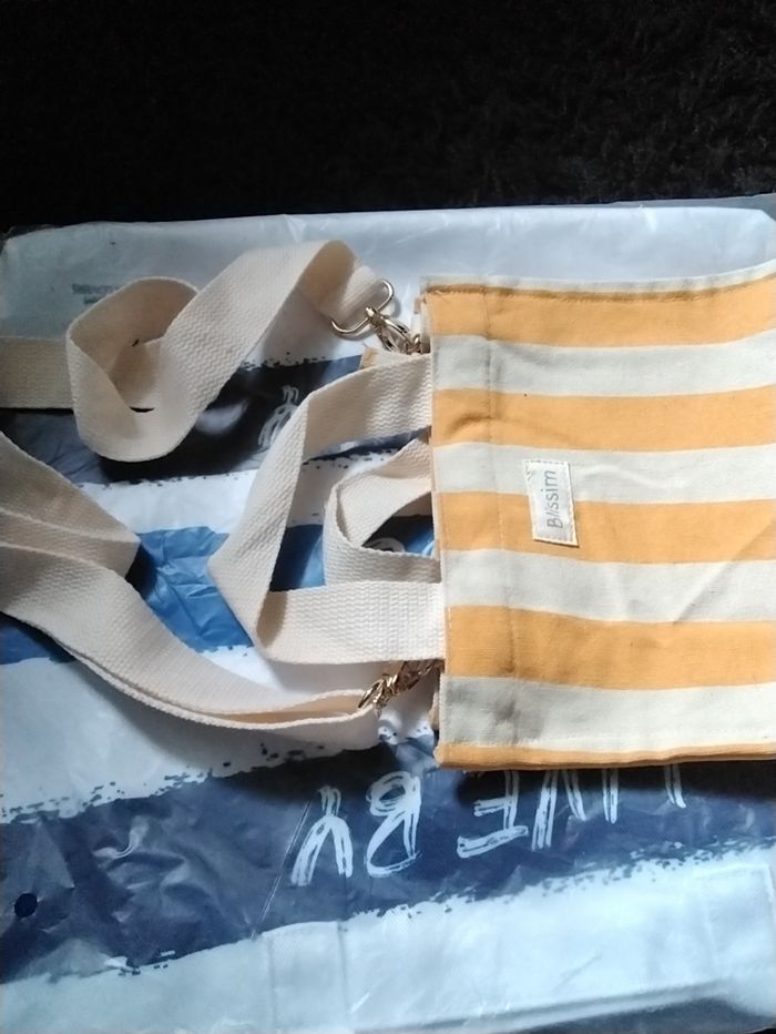 Sac week-end  neuf - photo numéro 2