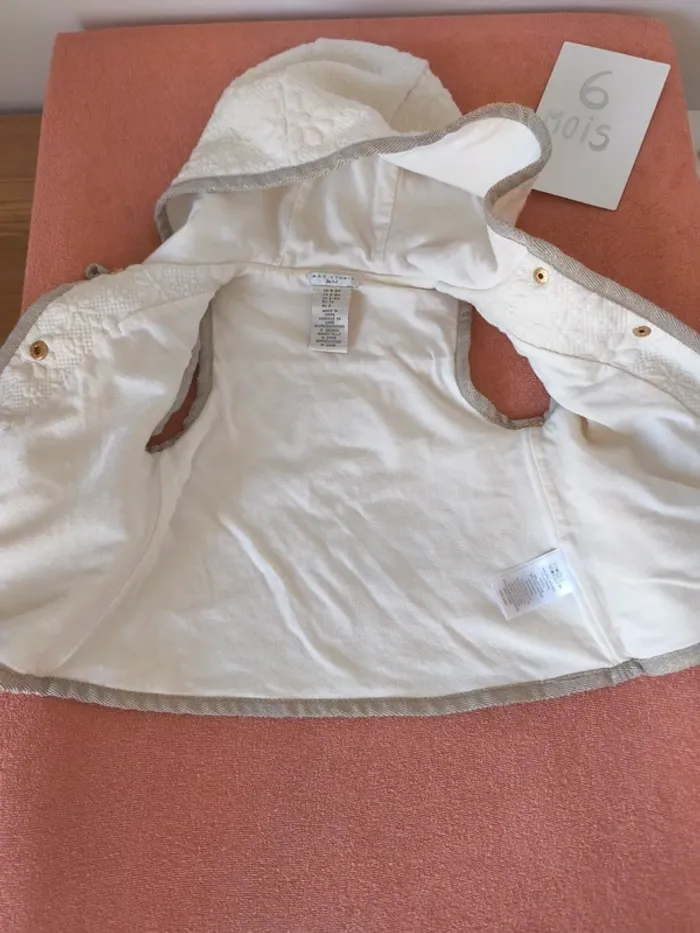 Veste sans manche 6 mois - photo numéro 3