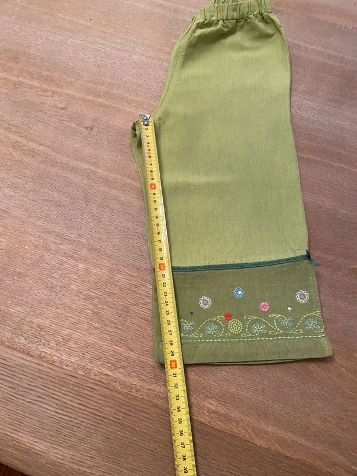 Pantacourt vert brodé neuf Catimini taille 5 ans - photo numéro 8