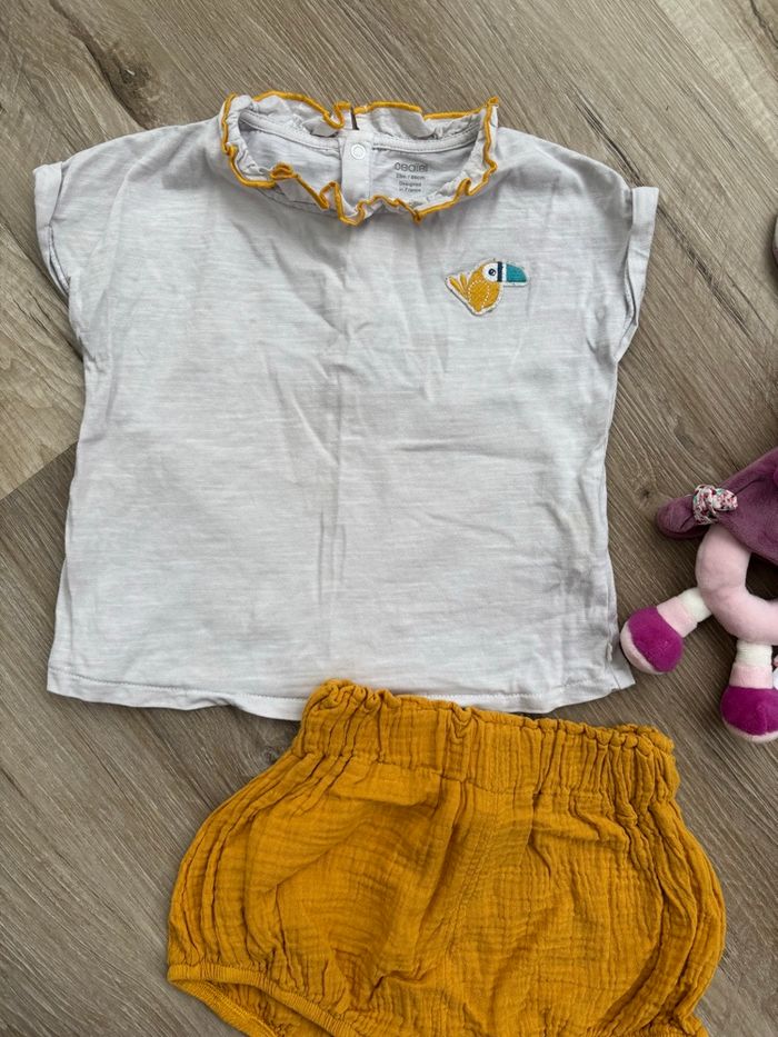 Ensemble t-shirt + bloomer taille 24 mois - photo numéro 2