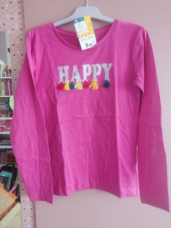 Tee shirt happy