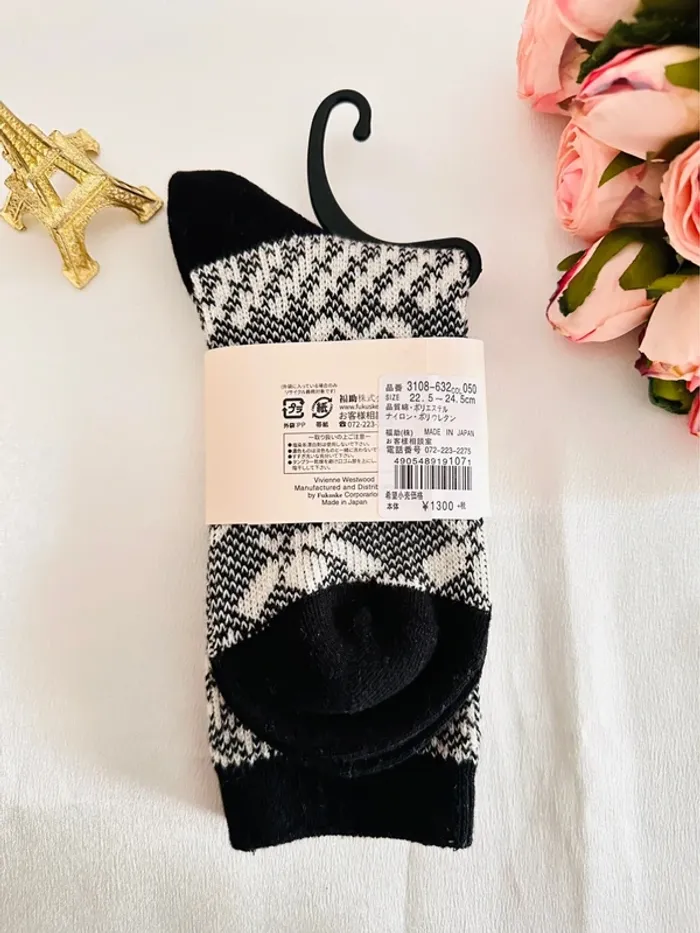 🪐Chaussettes Vivienne Westwood – Motif géométrique noir & blanc – Édition japonaise exclusive - photo numéro 3