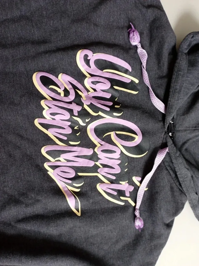 Pull à capuche Jennyfer taille l - photo numéro 4