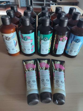 Lot 5 Bains Douche + gommage Yves Rocher
