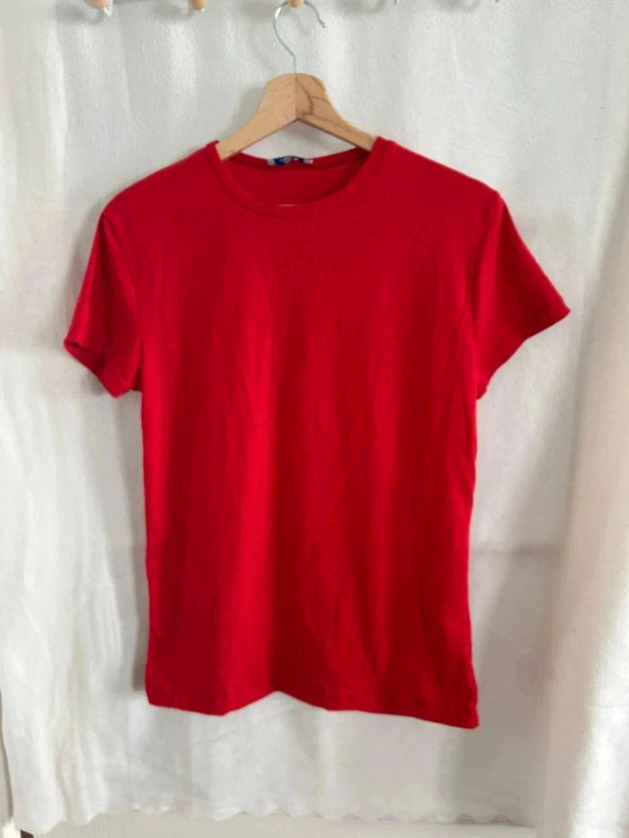 T shirt rouge