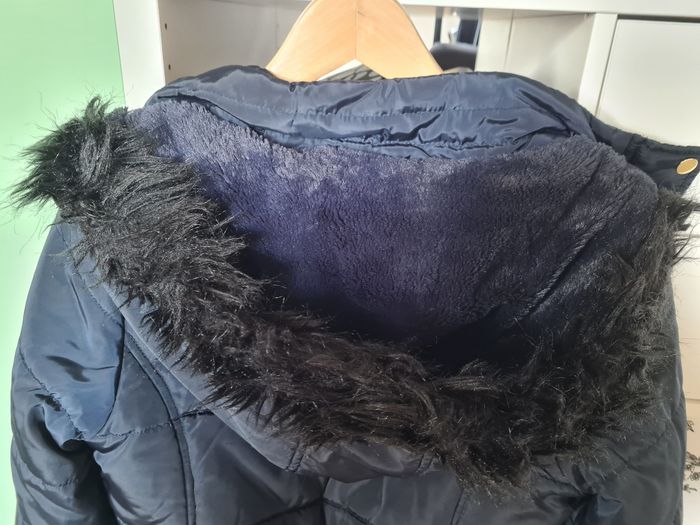 Manteau doudoune avec capuche fille taille 11-12 ans très chaud - photo numéro 4