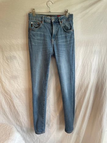 Jeans 28/30 taille haute superdry