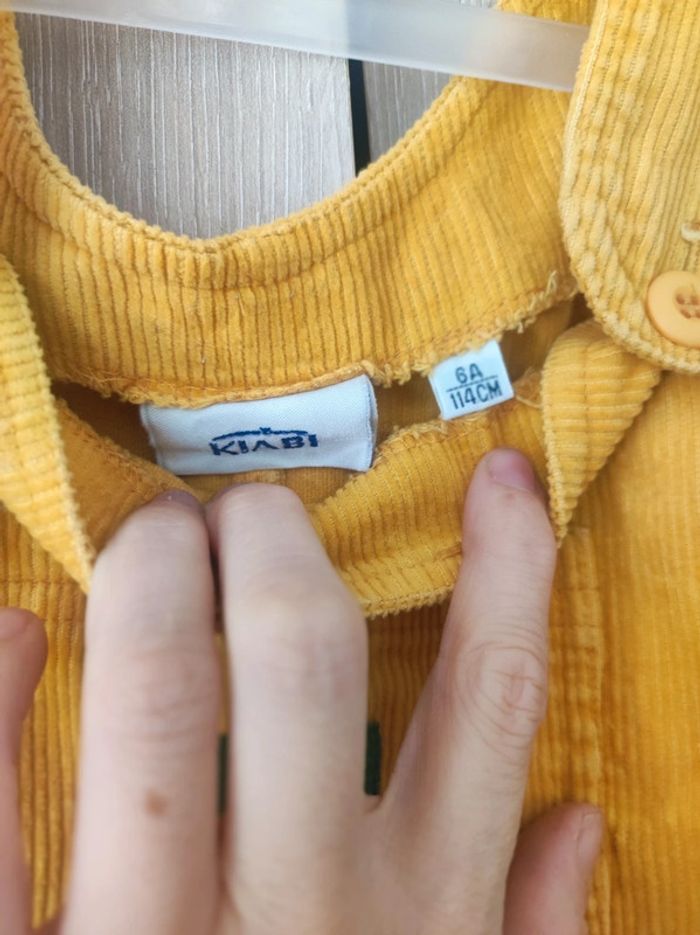 Robe salopette jaune Kiabi 6 ans - photo numéro 2