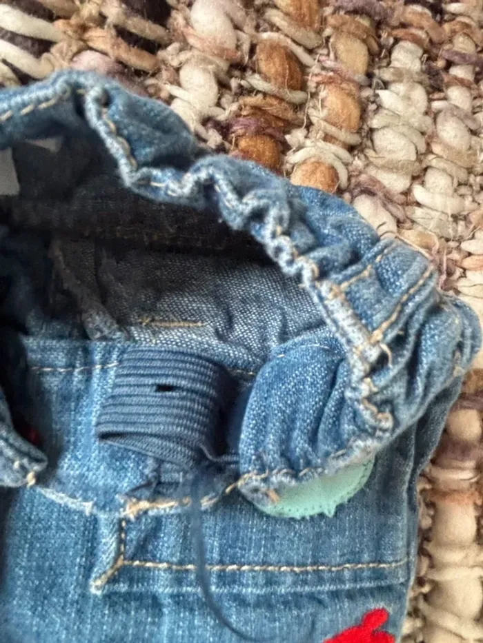 Jeans Mickey 9 mois - photo numéro 4