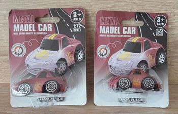 Lot 2 Petites voitures métal thermochromique – change de couleur avec la température