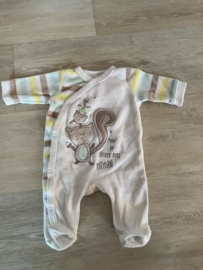 Pyjama velours naissance