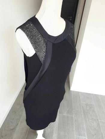 40 € Robe Cop Copine taille 36