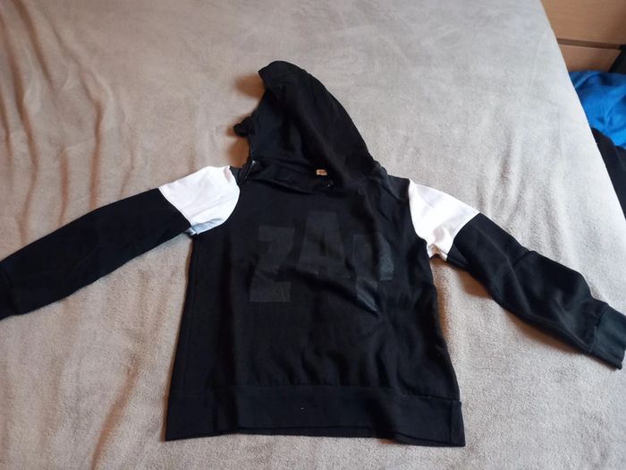 Sweat Taille 12 ans