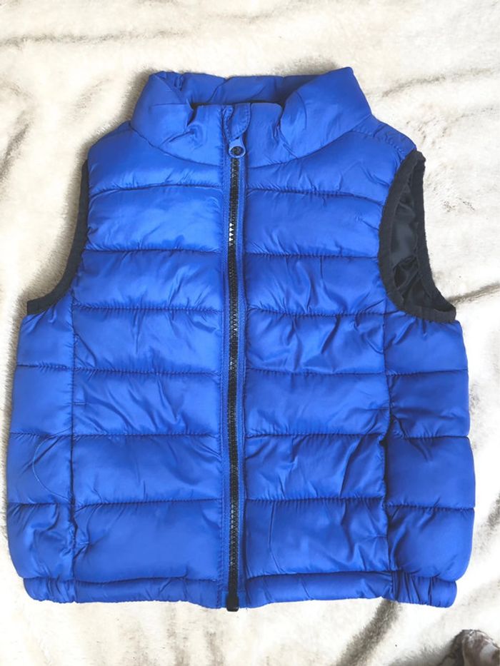Veste sans manches / 18mois / primark - photo numéro 1