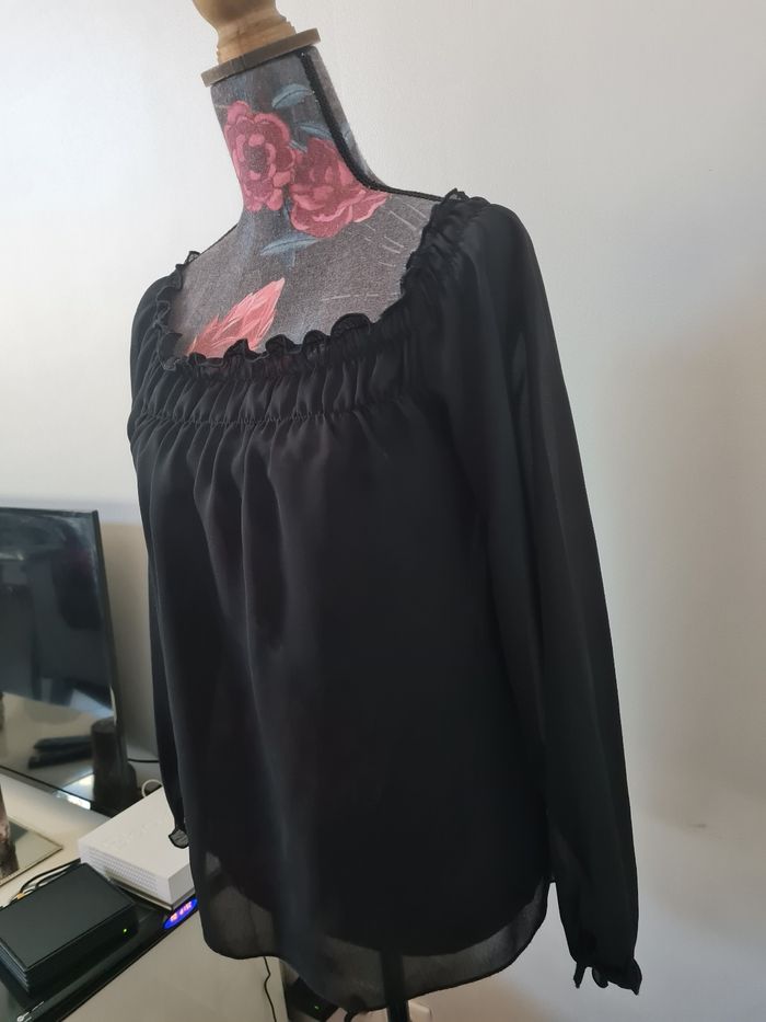Belle blouse noire - photo numéro 4