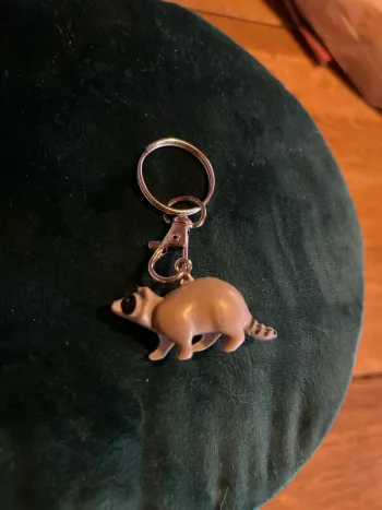 Porte clé raton laveur playmobil 🦝