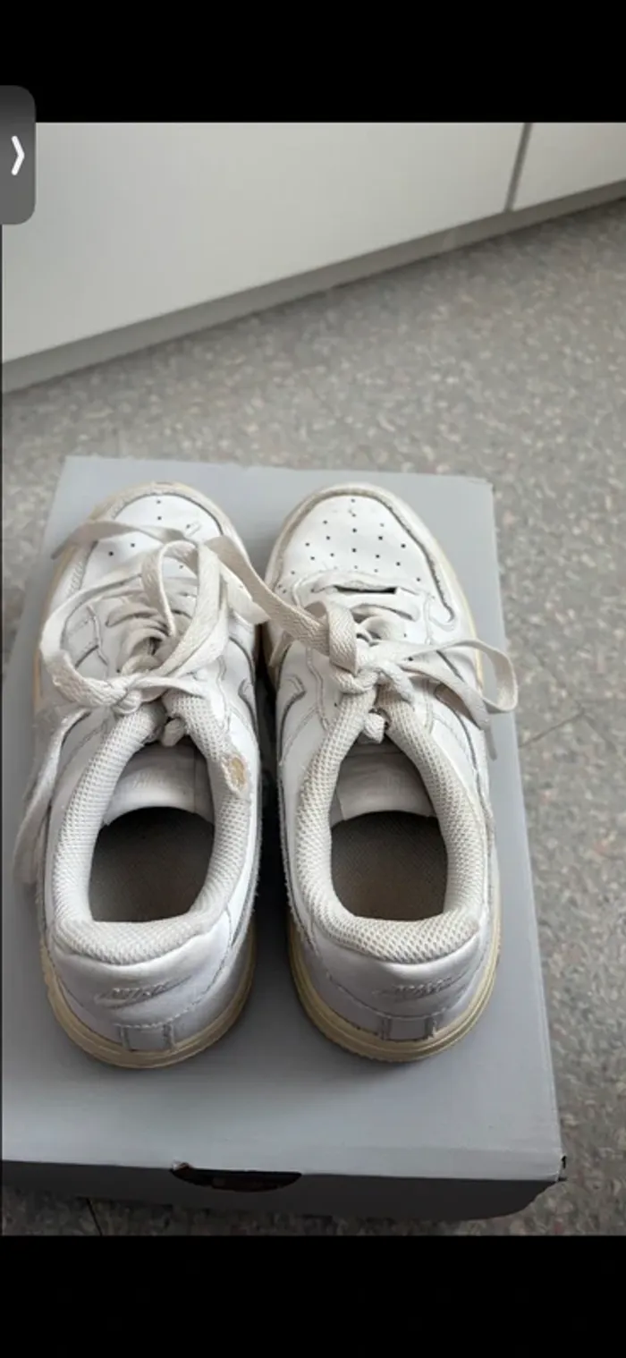 Baskets basses Nike air force one blanche taille 34 - photo numéro 5