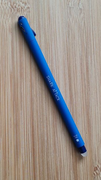 Legami Requin Fâché Triste Étoile 🦈⭐1ère édition = 1 Stylo Effaçables Neuf