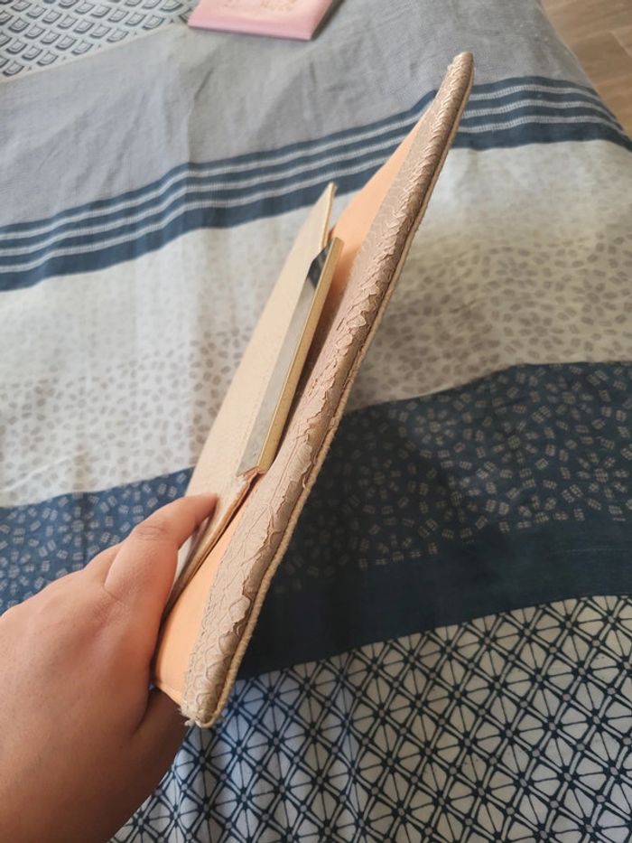 Pochette new look - photo numéro 5