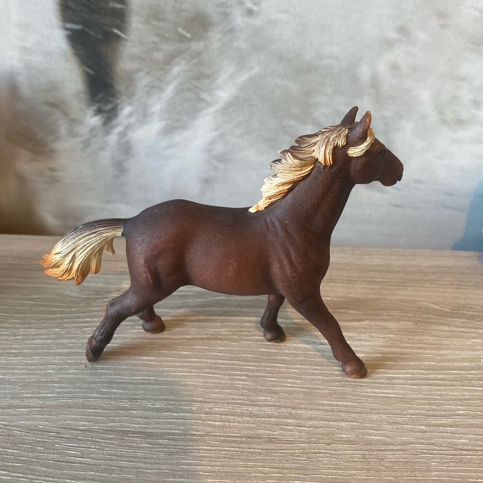 Étalon Mustang schleich