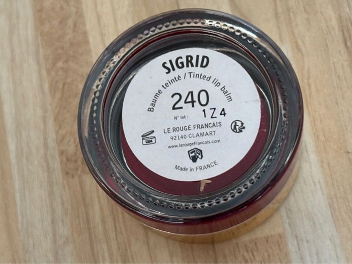 Baume à lèvres rouge français neuf - photo numéro 2