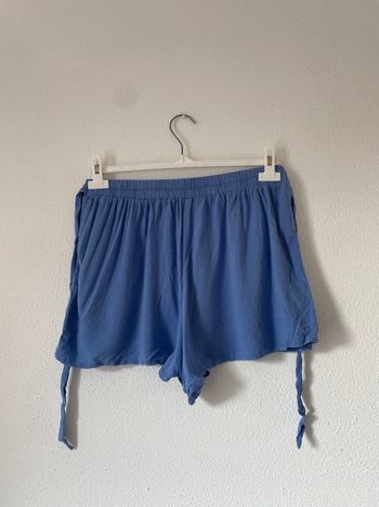 mini-short bleu ceinture intégrée 