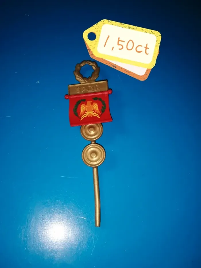 Thème* accrssoire / momie - urne - buste - drapeau - photo numéro 6