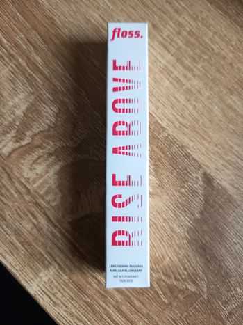 Mascara Rise above Floss noir