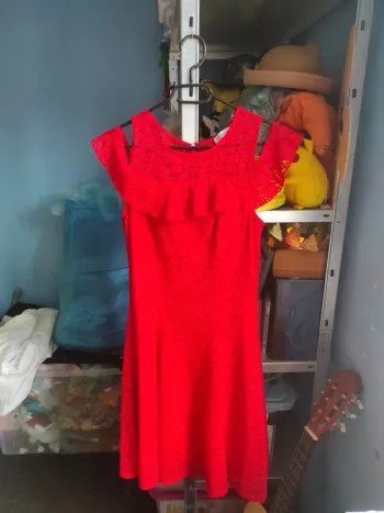 Robe patineuse en dentelle