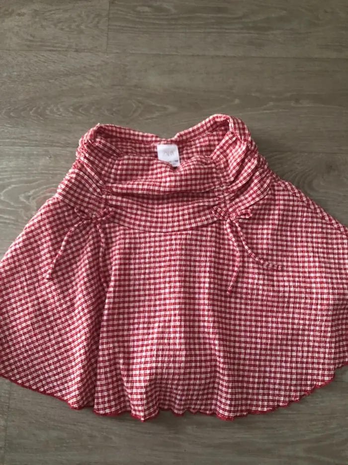 Jupe short Zara taille 11/12 ans excellent état