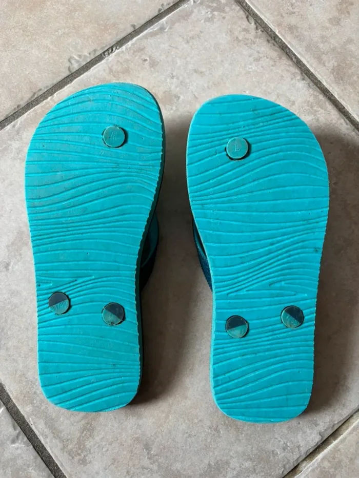 Tongs Tribord 31-32 - photo numéro 2