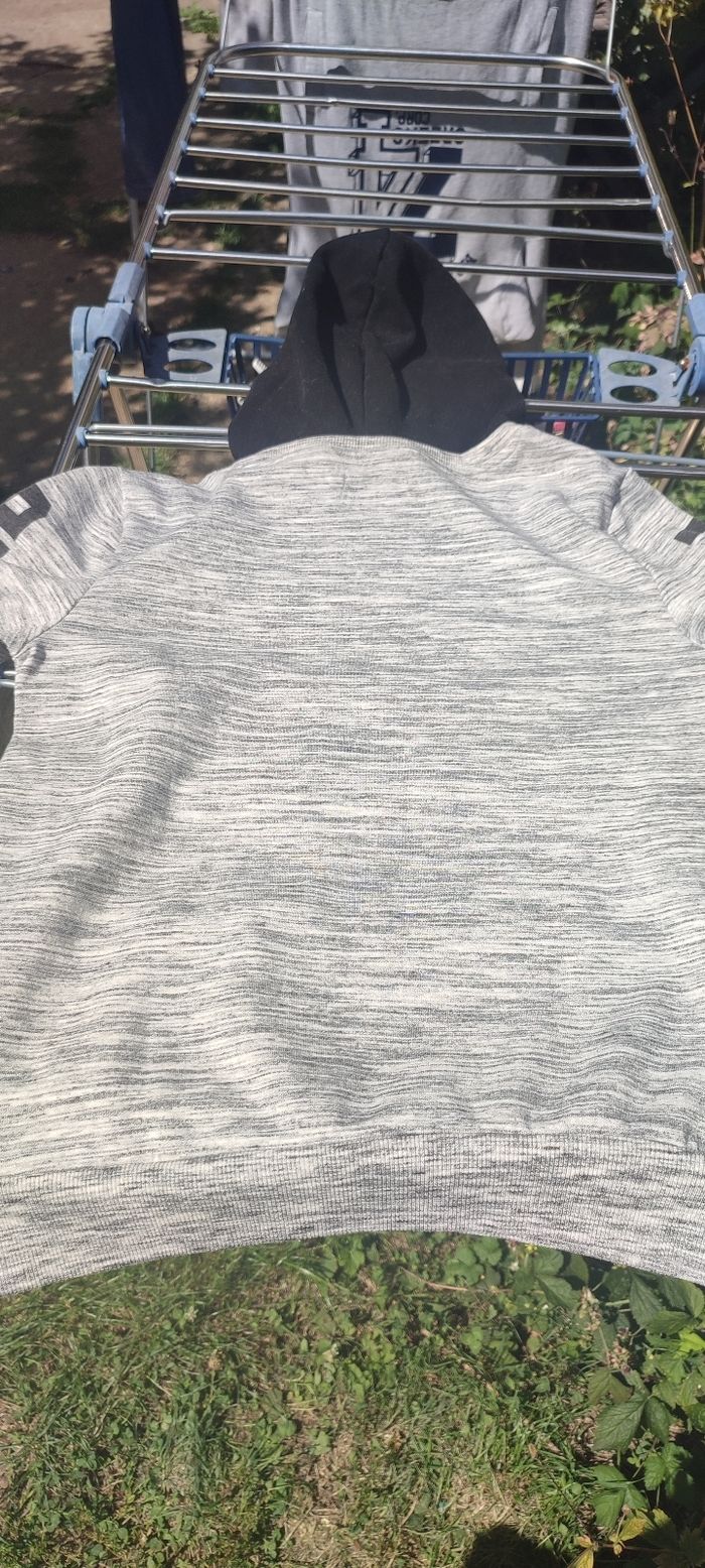 Sweat à capuche - photo numéro 4