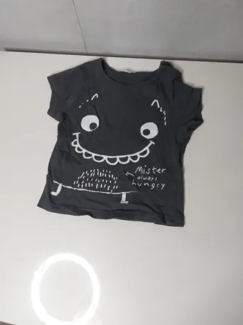 Tee-shirt gris imprimé