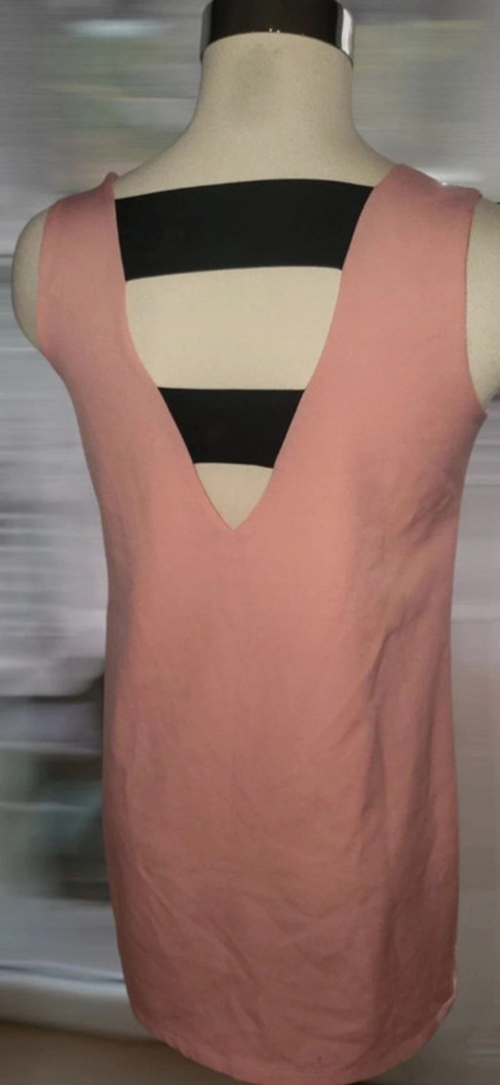 Robe élégante et sexy , parfaite pour l'été  🌸 - photo numéro 3