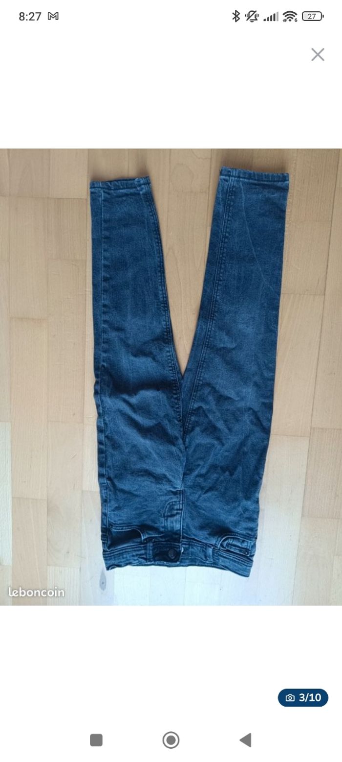 Lot vêtements fille 8 ans - photo numéro 3
