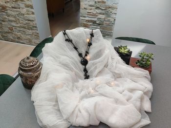 Collier en pierre véritable