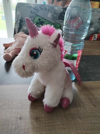 Peluche licorne