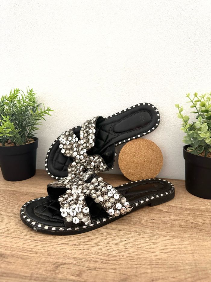 🩶 Jolie paire de claquette à diamant 🩶