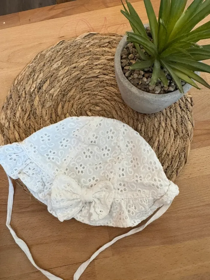 Chapeau dentelle