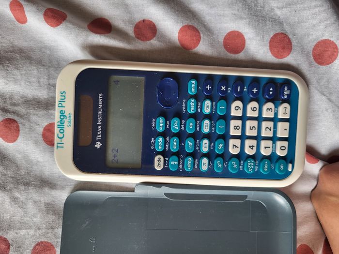 Calculatrice - photo numéro 3
