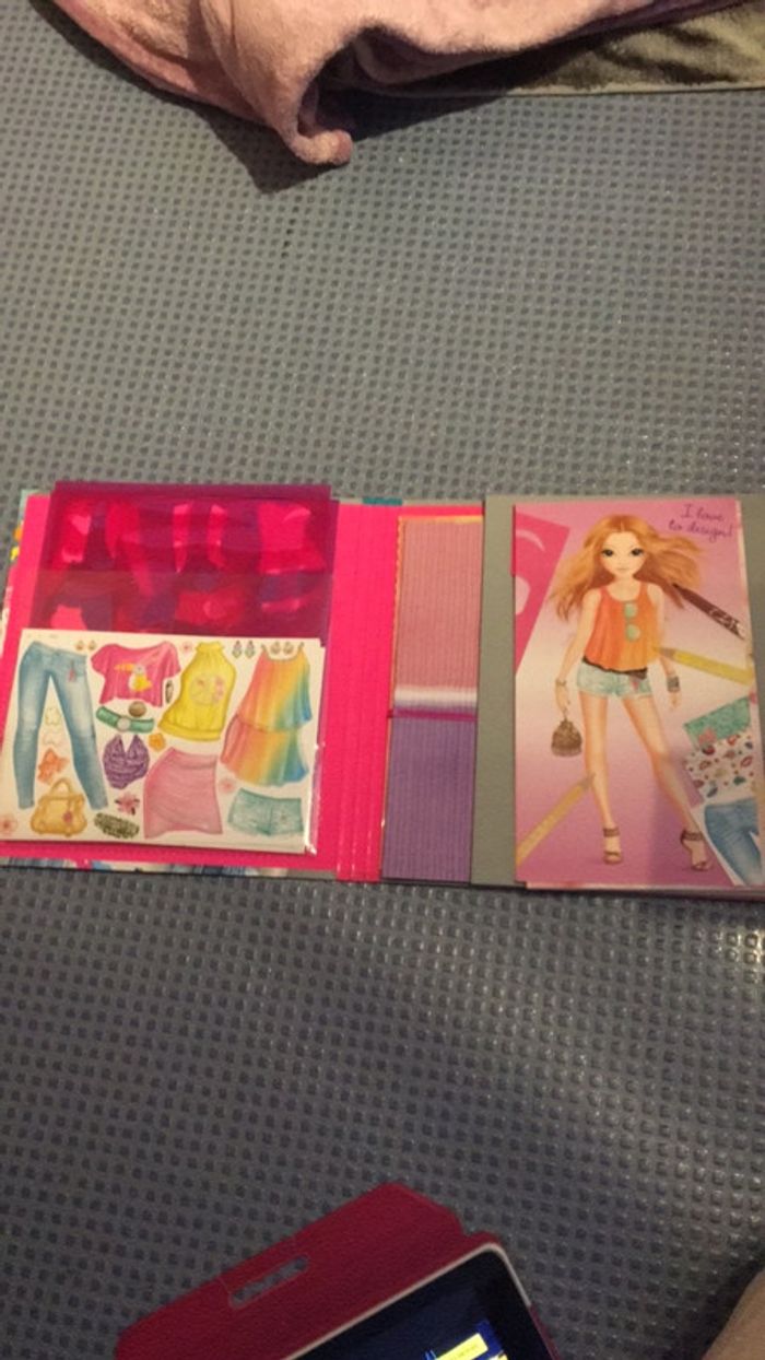 Coffret/livre top model - photo numéro 2