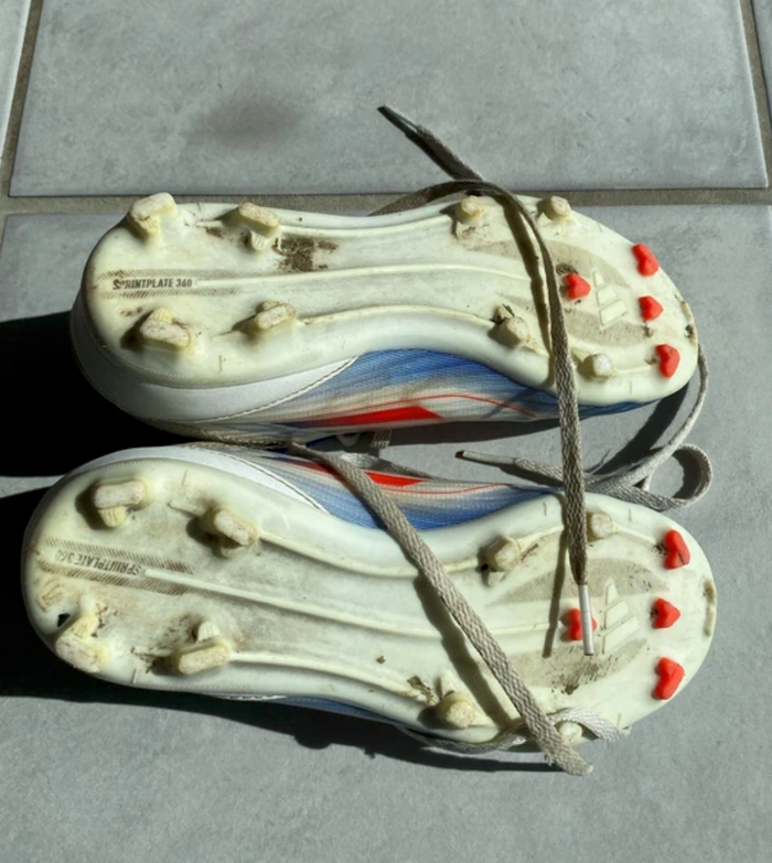 Chaussures de foot fille T 34 - photo numéro 4