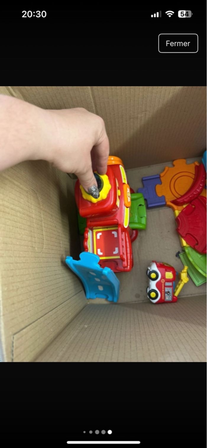 Caserne de pompier tire bolide - photo numéro 2