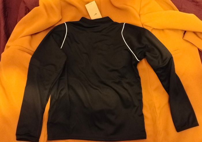 Gilet nike dri- fit 147/158cm neuf avec étiquette - photo numéro 3